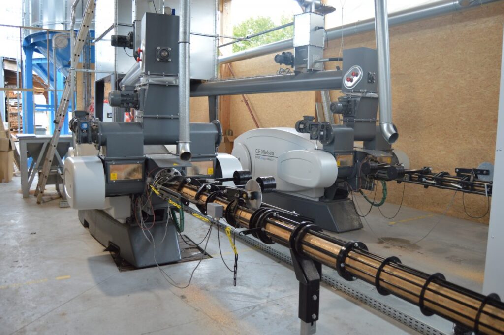 Mechanical Briquetting Press BP6510 + cooling lines